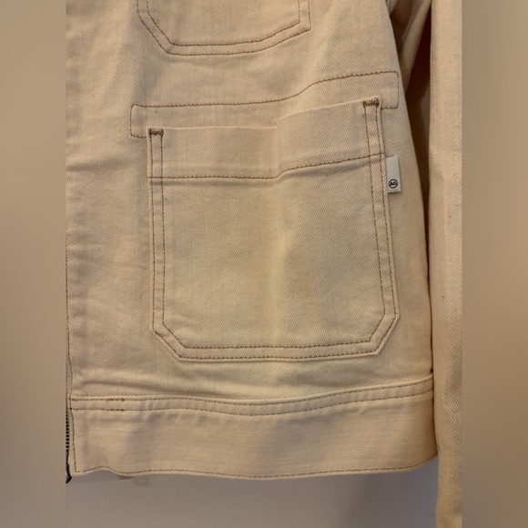 AG Adriano Goldschmied Womens Jo Corduroy Collar Crop Denim Utility Jacket - Picture 2 of 6